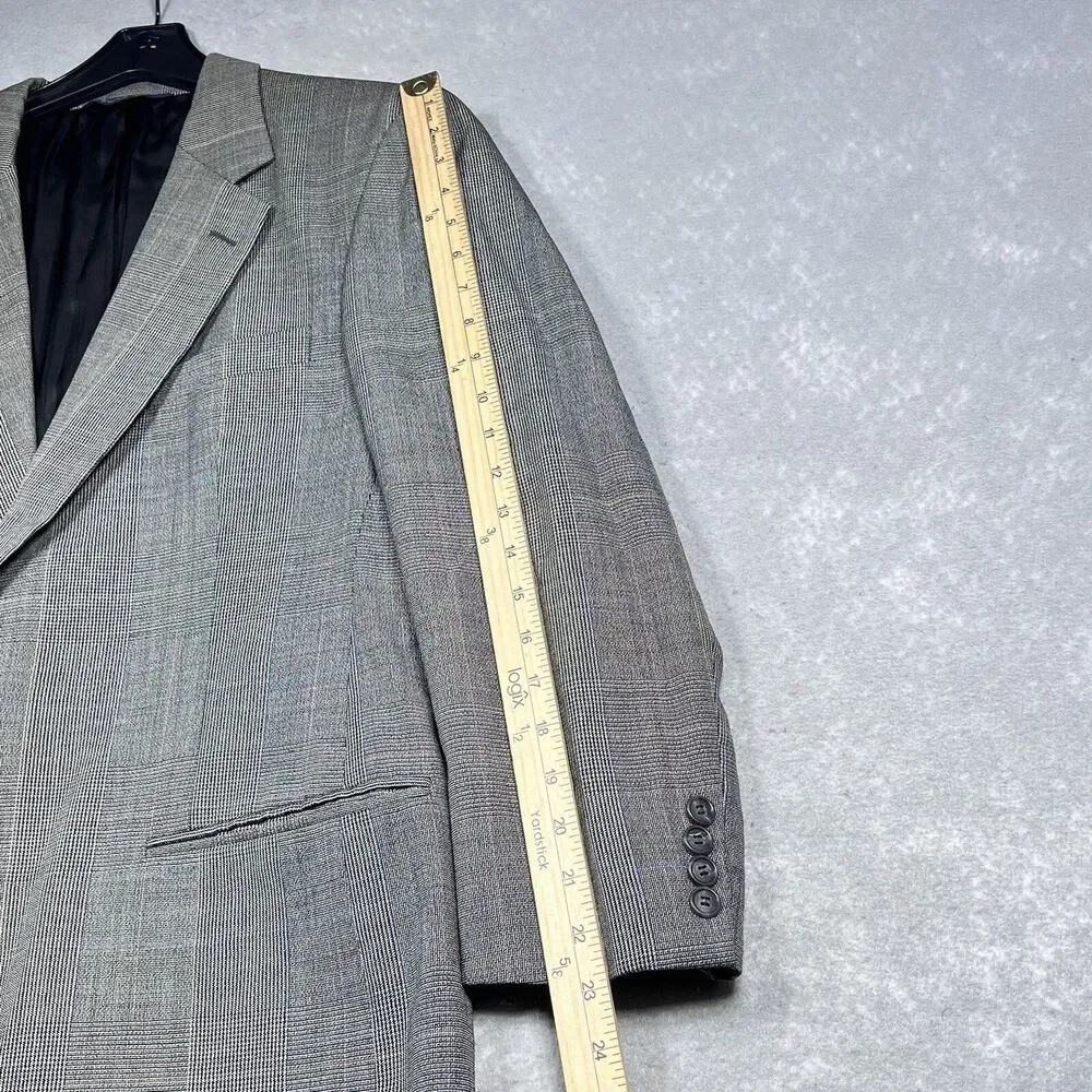 Vintage Burberry’s London Blazer Mens SZ 40R Gray Plaid Suit Jacket Two Buttons